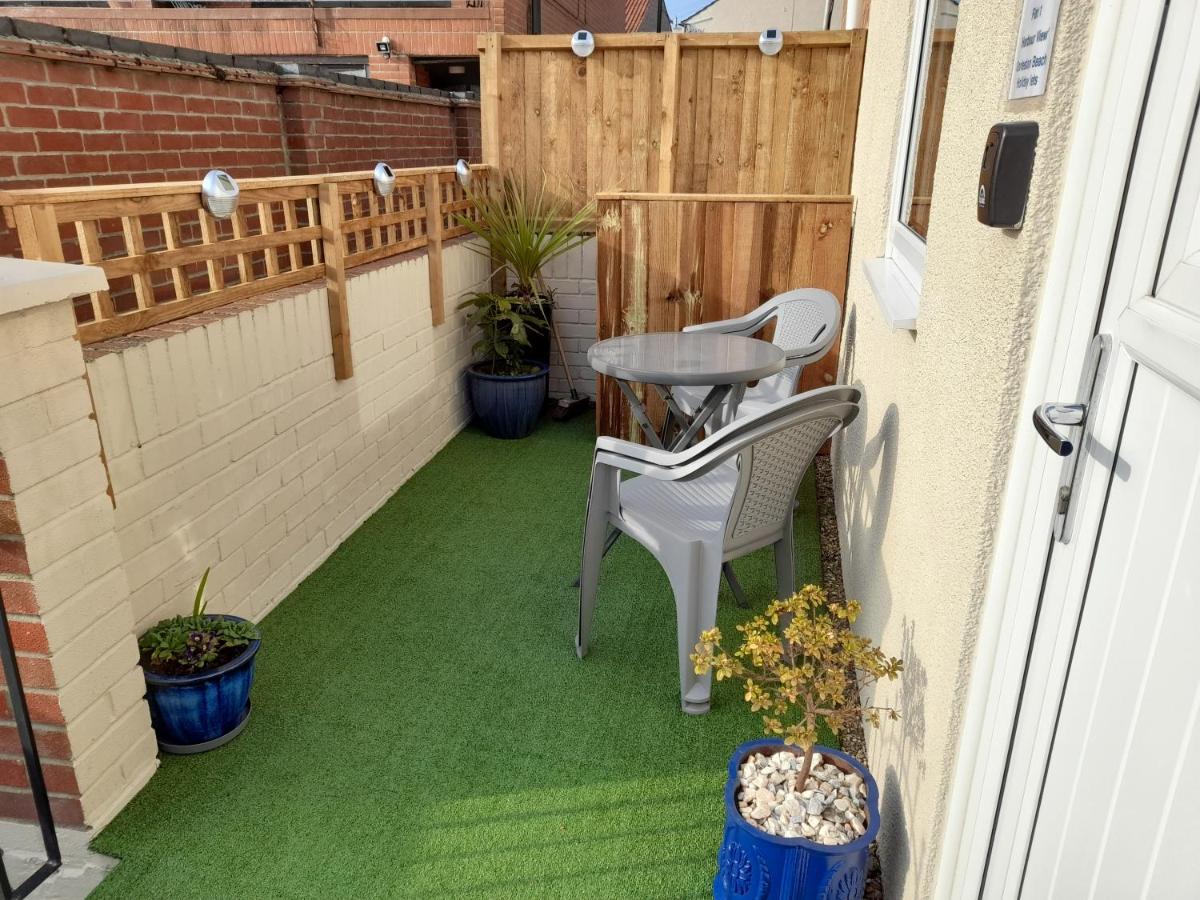 'Harbour View' On The River By Gorleston'S Award Winning Beach - Pet Free! Exterior photo